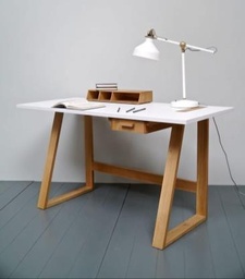 Escritorio minimalista “Greco”